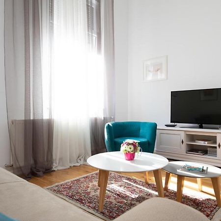 ザグレブModern Duplex Near Park Zrinjevac And Main Squareアパートメント エクステリア 写真